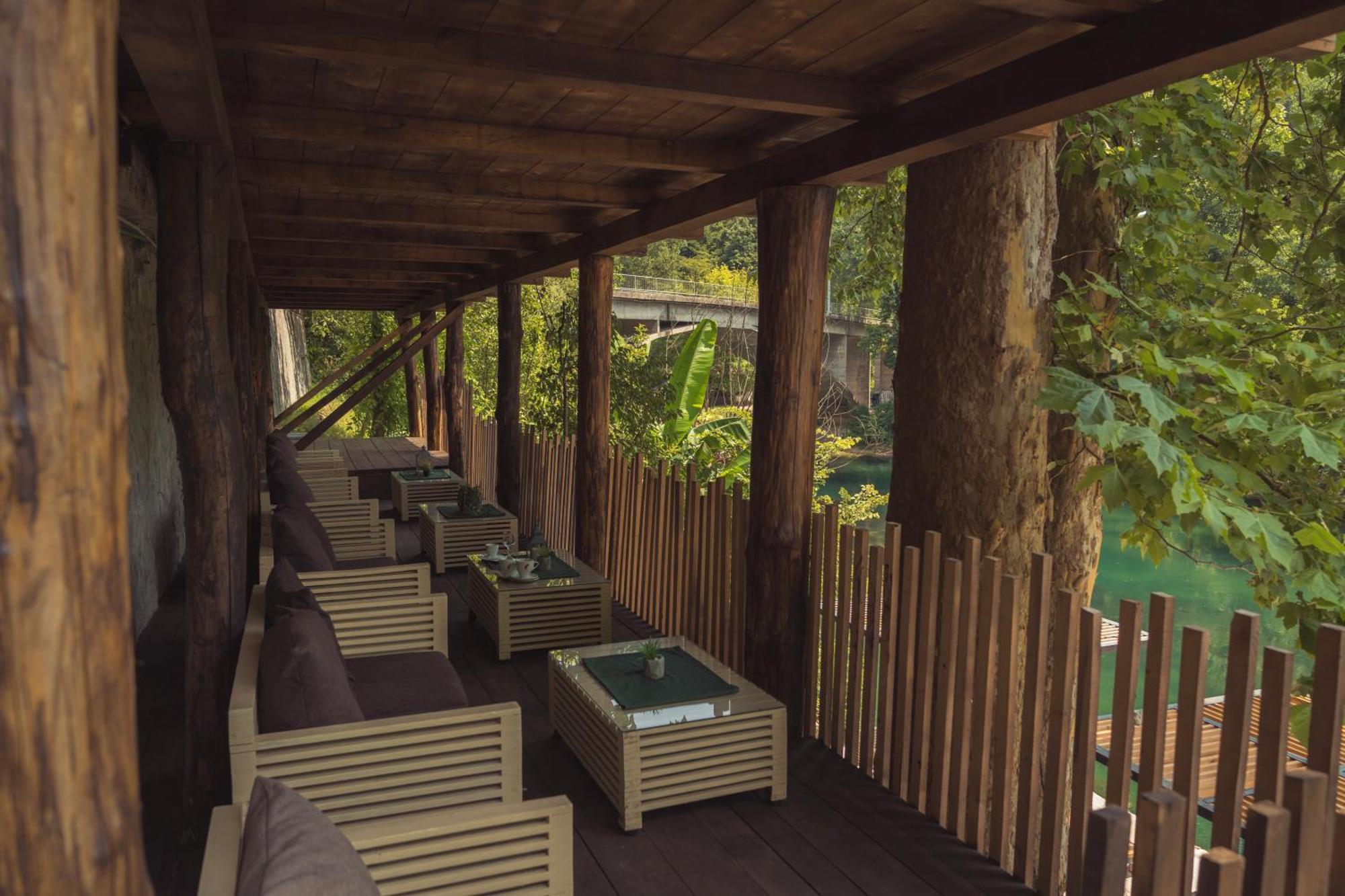 Hotel Tazz - River Front Oasis Collection Bihac Bagian luar foto