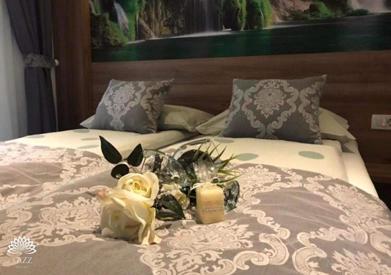 Hotel Tazz - River Front Oasis Collection Bihac Bagian luar foto