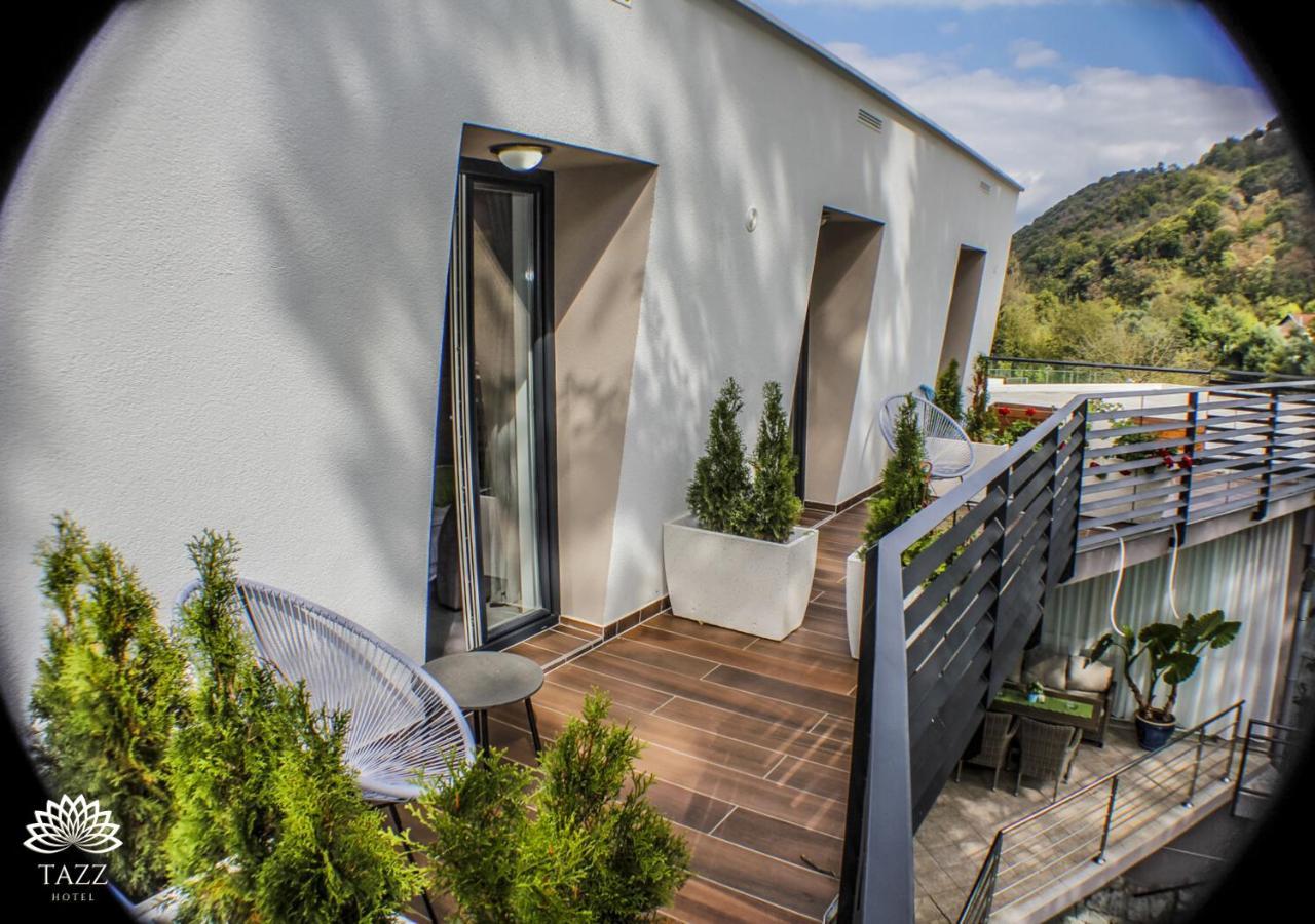 Hotel Tazz - River Front Oasis Collection Bihac Bagian luar foto